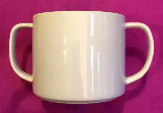 Mug enfant(deux anses) en porcelaine à personnaliser